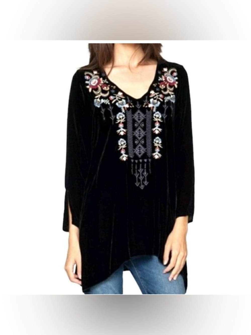 Johnny Was Elise Black Velvet Floral Embroidered Tunic Top. Size S